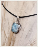 Colgante de larimar y plata