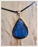 Colgante de labradorita y plata