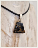 Colgante de pietersita y plata