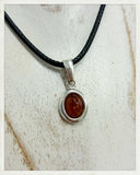 Colgante de ámbar y plata