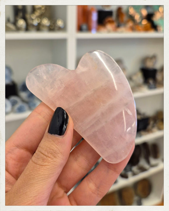 Gua Sha de cuarzo rosa