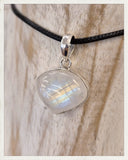 Colgante de piedra luna y plata (EXCLUSIVO ONLINE)