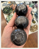 Esfera de obsidiana plateada calidad EXTRA (EXCLUSIVO ONLINE)
