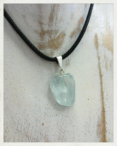 Colgante de topacio azul